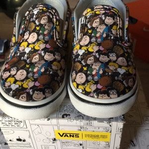 Vans Classic slip on. Peanuts (The Gang) USED